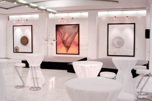 Dresdner Bank, Vernissage der Künstlerin Valeska 2